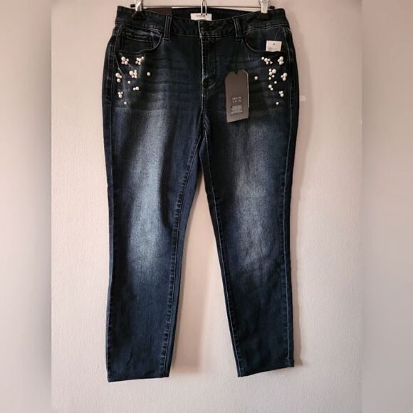 Women's jeans with rhinestones 10/30 .KENSIE JEANS - Picture 1 of 3